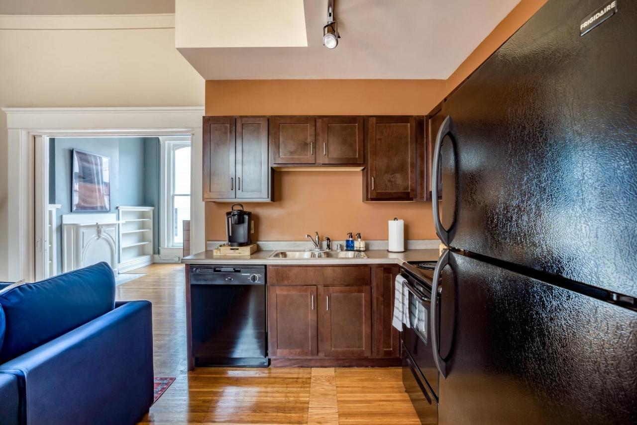 Mint House - 4th Street 4* Louisville